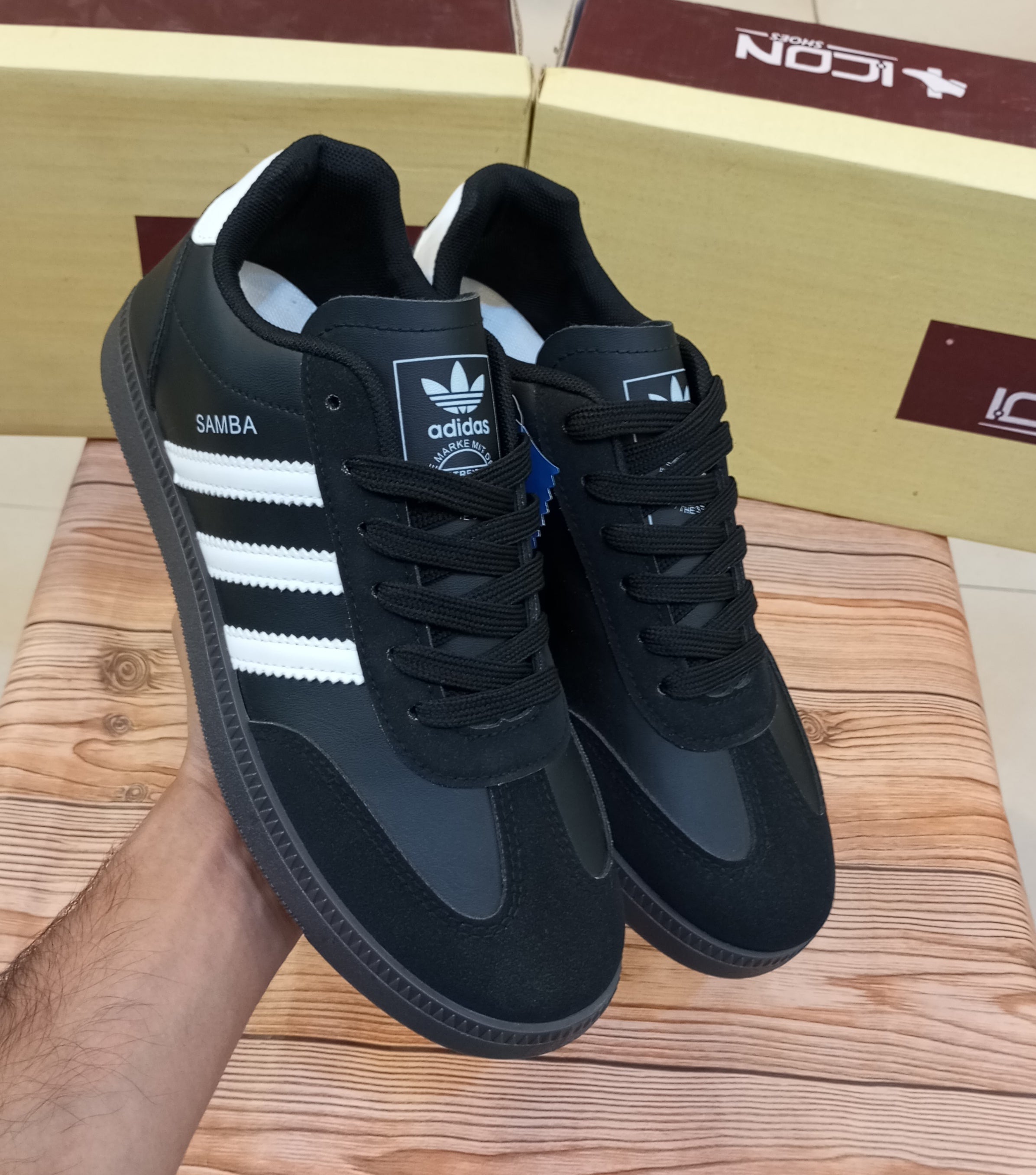 (ADIDAS SAMBA) PREMIUM QUALITY CASUAL AND PARTYWEAR SNEAKERS