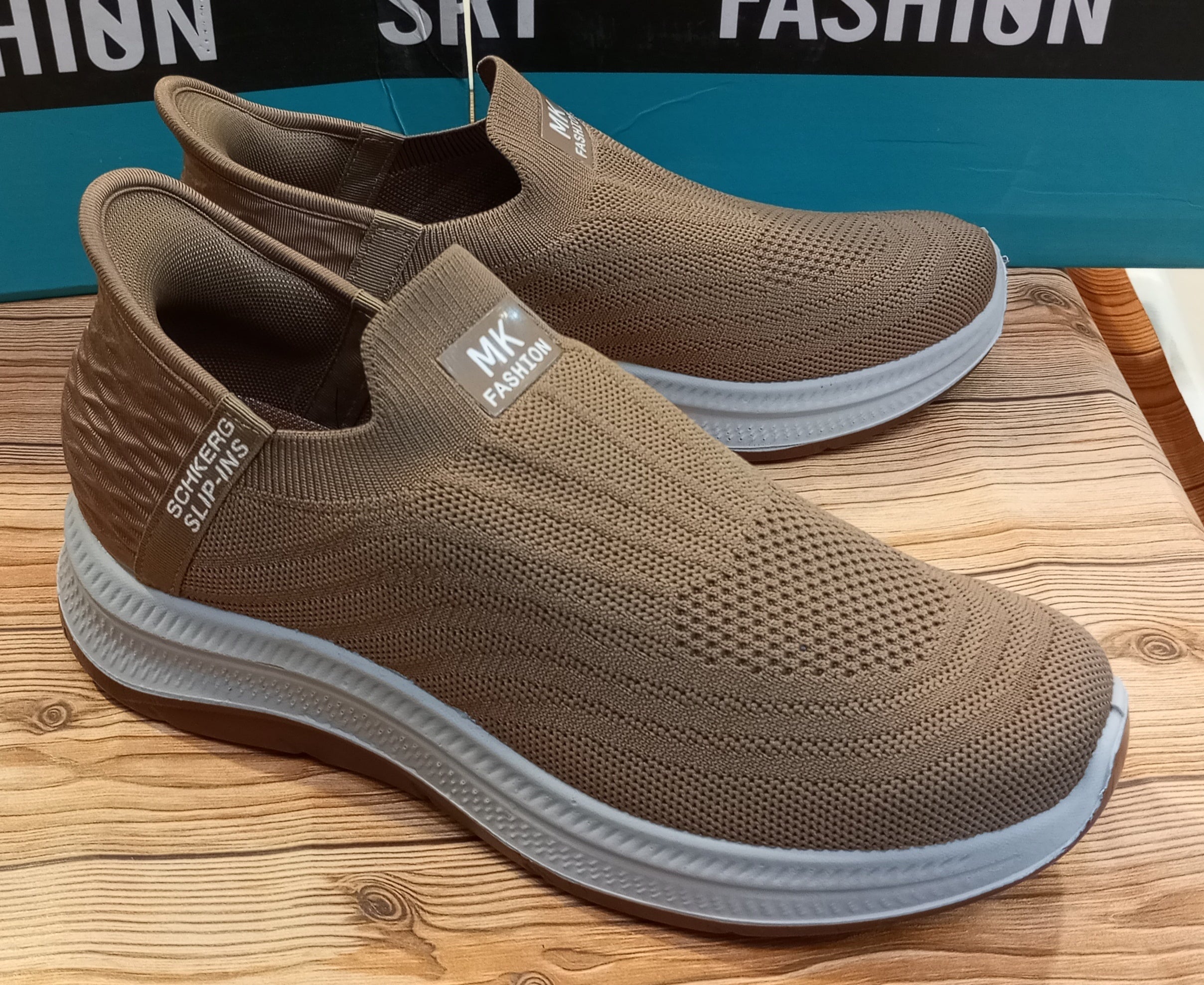 MK'S SUPER COMFORTABLE WITHOUT LACES SLIP IN'S JOGGERS
