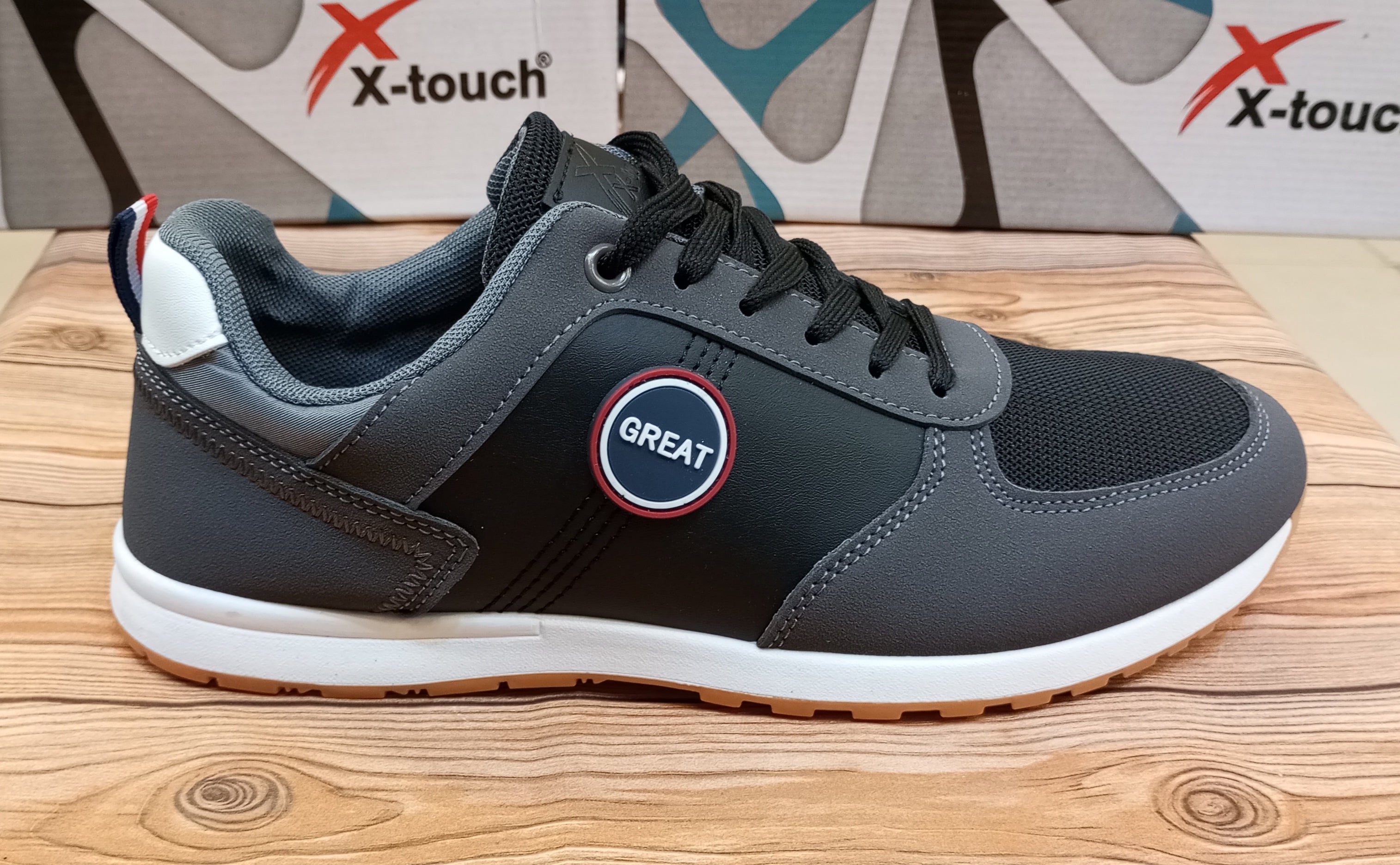 ORIGINAL XTOUCH PREMIUM QUALITY TRAINING AND CASUAL SHOES FOR MEN