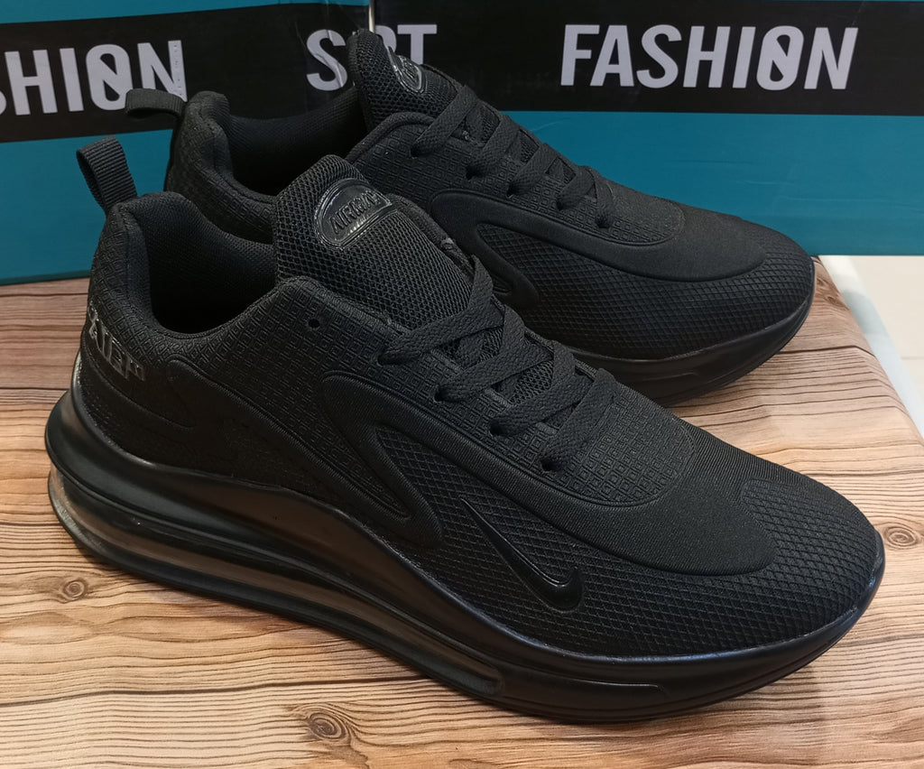 NIKE AIR MAX TRAINING AND CASUAL JOGGERS