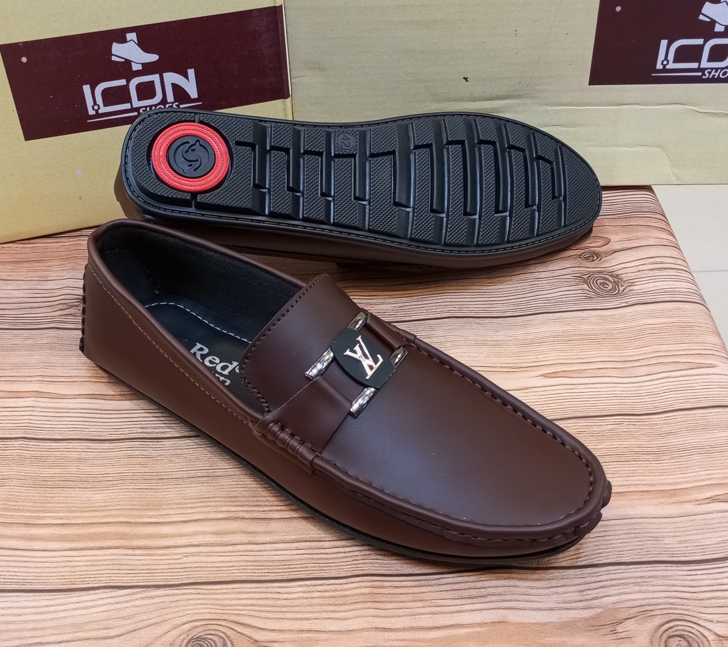 RED CROWN'S PREMIUM QUALITY WRINKLE FREE MOCASSION'S FOR MEN